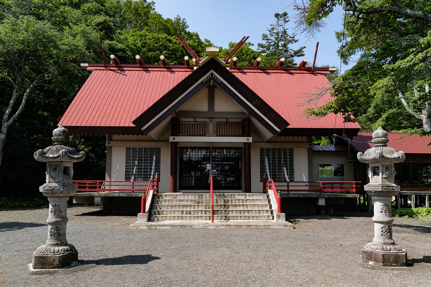 海とともに歩む祈りの杜